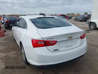 2016 Chevrolet Malibu LS z VIN 1G1ZB5ST6GF303726, wystawiony jako IAAI lot #41914748 z przebiegiem 159 416 mil mil oraz . Historia ofert i sprzedaży dostępna na DreamBid. Obrazek 3.