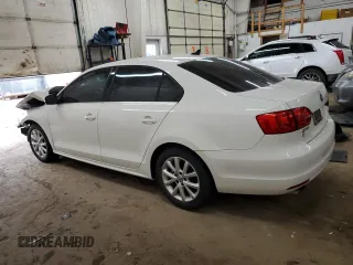 2014 Volkswagen Jetta Sedan SE with VIN 3VWD17AJ6EM377996, listed as a Copart auction lot 49292985 with 141,158 mi miles and Clean Title. Bid and sale history available at carsss.com. Image 2.