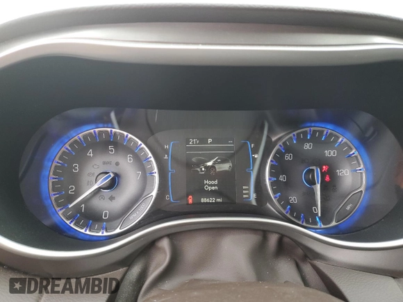 2018 Chrysler Pacifica Touring Plus with VIN 2C4RC1FG9JR108987, listed as a Copart auction lot 43200715 with 88,622 mi miles and Salvage title. Bid and sale history available at DreamBid. Image 9.