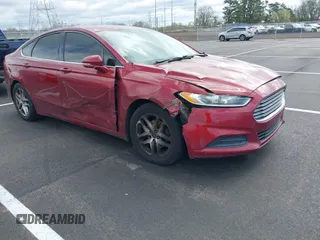 2015 Ford Fusion SE z VIN 1FA6P0H75F5105044, wystawiony jako IAAI lot #41851206 z przebiegiem 307 691 mil mil oraz . Historia ofert i sprzedaży dostępna na DreamBid. Obrazek 1.