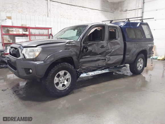2015 Toyota Tacoma with VIN 5TFUU4EN1FX135540, listed as a IAAI auction lot 41501859 with 108,627 mi miles. Bid and sale history available at carsss.com. Image 17.