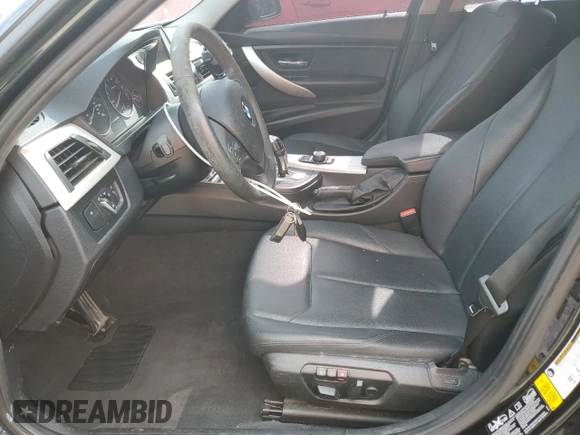 2014 BMW 3 Series 320i xDrive с VIN WBA3C3C52EF986811, выставлен на аукционе Copart как лот 53468485 с пробегом 108 210 миль миль и Списание • Salvage title. История ставок и продаж доступна на DreamBid. Изображение 7.