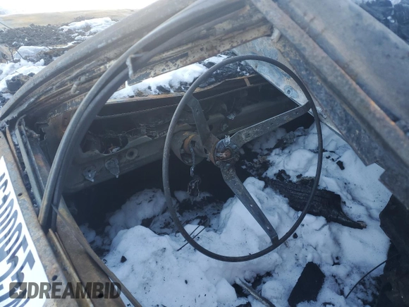1966 Dodge Charger z VIN XP29E61228748, wystawiony jako Copart lot #46100955 z przebiegiem Nie podano mil oraz Nie do naprawy • Non repairable. Historia ofert i sprzedaży dostępna na DreamBid. Obrazek 9.