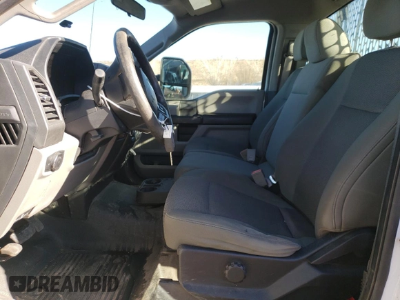 2018 Ford F-250 XLT z VIN 1FTBF2B6XJEB19683, wystawiony jako Copart lot #47262445 z przebiegiem 191 279 mil mil oraz Szkoda całkowita • Salvage title. Historia ofert i sprzedaży dostępna na DreamBid. Obrazek 7.