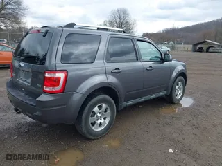 2011 Ford Escape Limited with VIN 1FMCU0EG6BKB21531, listed as a IAAI auction lot 41750480 with 70,270 mi miles. Bid and sale history available at carsss.com. Image 4.