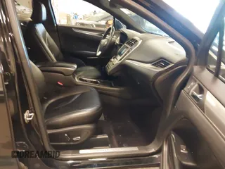 2017 Lincoln MKC Premiere with VIN 5LMCJ1D97HUL35066, listed as a IAAI auction lot 41224223 with 124,826 mi miles. Bid and sale history available at carsss.com. Image 5.