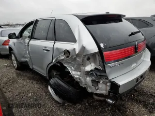 2010 Lincoln MKX with VIN 2LMDJ8JC2ABJ34580, listed as a Copart auction lot 88117285 with 0 mi miles and Salvage Title. Bid and sale history available at carsss.com. Image 2.