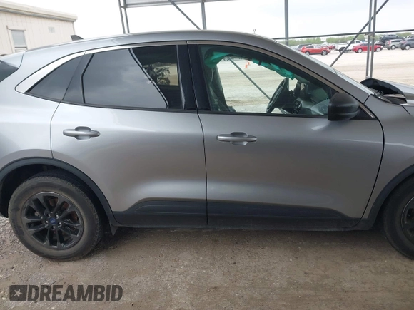 2022 Ford Escape SE z VIN 1FMCU0G62NUA25554, wystawiony jako IAAI lot #41900612 z przebiegiem 63 581 mil mil oraz . Historia ofert i sprzedaży dostępna na DreamBid. Obrazek 14.