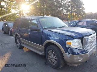 2011 Ford Expedition XLT z VIN 1FMJU1J52BEF37205, wystawiony jako IAAI lot #40638119 z przebiegiem 68 852 mil mil oraz . Historia ofert i sprzedaży dostępna na DreamBid. Obrazek 1.