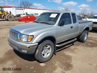 2003 Toyota Tacoma with VIN 5TEWN72N73Z265516, listed as a IAAI auction lot 41886610 with 204,600 mi miles. Bid and sale history available at carsss.com. Image 17.