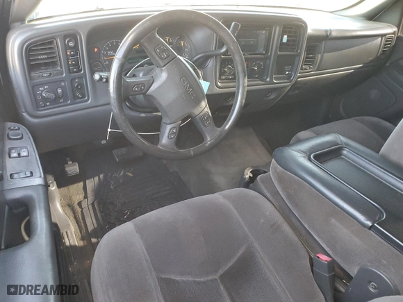 2004 GMC Sierra 1500 SLT with VIN 1GTEK19T54E331992, listed as a Copart auction lot 48469015 with 259,759 mi miles and Salvage Title. Bid and sale history available at carsss.com. Image 8.