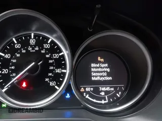 2021 Mazda CX-5 Touring z VIN JM3KFBCM4M0459465, wystawiony jako IAAI lot #41059836 z przebiegiem 74 645 mil mil oraz . Historia ofert i sprzedaży dostępna na DreamBid. Obrazek 16.