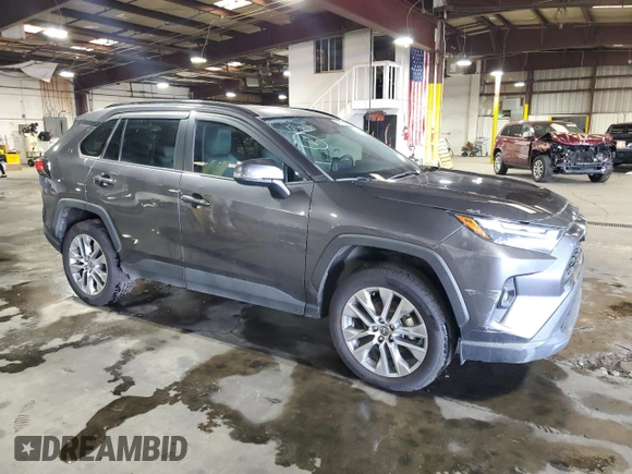2022 Toyota RAV4 XLE Premium with VIN 2T3C1RFV3NC189846, listed as a Copart auction lot 81810294 with 55,408 mi miles and Salvage title. Bid and sale history available at DreamBid. Image 4.