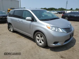 2015 Toyota Sienna LE AAS с VIN 5TDKK3DC2FS546152, выставлен на аукционе Copart как лот 59023215 с пробегом 78 583 миль миль и Списание • Salvage title. История ставок и продаж доступна на DreamBid. Изображение 4.