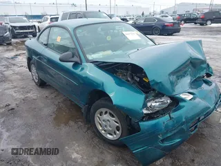 1998 Ford Escort z VIN 3FALP1137WR145199, wystawiony jako IAAI lot #41677279 z przebiegiem 92 232 mil mil oraz . Historia ofert i sprzedaży dostępna na DreamBid. Obrazek 12.