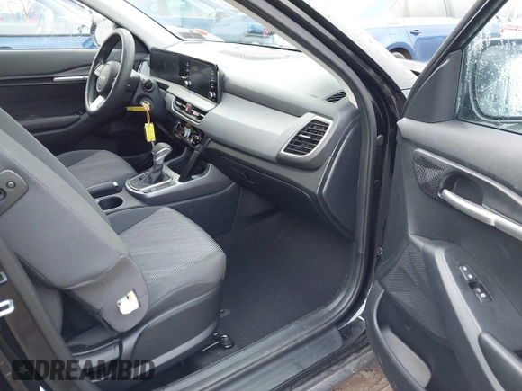 2024 Kia Seltos LX with VIN KNDEPCAA5R7667130, listed as a IAAI auction lot 42324758 with 8,119 mi miles and . Bid and sale history available at DreamBid. Image 5.