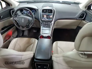 2016 Lincoln MKX Select z VIN 2LMTJ8KR3GBL21785, wystawiony jako Copart lot #52486235 z przebiegiem 147 904 mil mil oraz Szkoda całkowita • Salvage title. Historia ofert i sprzedaży dostępna na DreamBid. Obrazek 8.