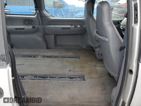 2000 Dodge Caravan with VIN 2B4FP25B6YR568313, listed as a Copart auction lot 87427664 with Not provided miles and Salvage title. Bid and sale history available at DreamBid. Image 11.