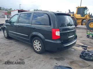 2016 Chrysler Town & Country Touring with VIN 2C4RC1BG6GR147583, listed as a IAAI auction lot 42178958 with 149,404 mi miles and . Bid and sale history available at DreamBid. Image 3.