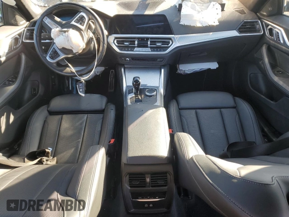 2022 BMW 4 Series M440i xDrive z VIN WBA13AW05NFL96789, wystawiony jako Copart lot #42176485 z przebiegiem Nie podano mil oraz Szkoda całkowita • Salvage title. Historia ofert i sprzedaży dostępna na DreamBid. Obrazek 8.