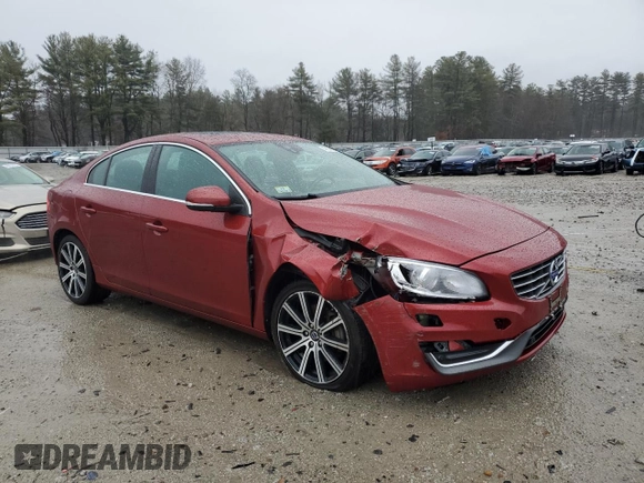 2015 Volvo S60 T5 Premier with VIN YV1612TB5F1308861, listed as a Copart auction lot 49028325 with 55,583 mi miles and Clean Title. Bid and sale history available at carsss.com. Image 4.