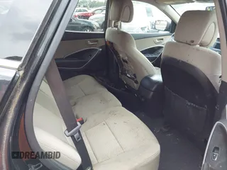 2016 Hyundai Santa Fe z VIN 5XYZU3LB2GG316241, wystawiony jako IAAI lot #42636996 z przebiegiem 256 253 mil mil oraz . Historia ofert i sprzedaży dostępna na DreamBid. Obrazek 8.