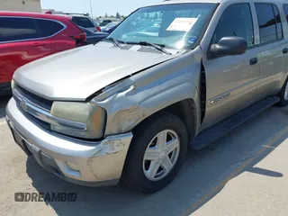 2003 Chevrolet TrailBlazer EXT LT with VIN 1GNES16S736233526, listed as a IAAI auction lot 42193747 with 197,471 mi miles. Bid and sale history available at carsss.com. Image 6.