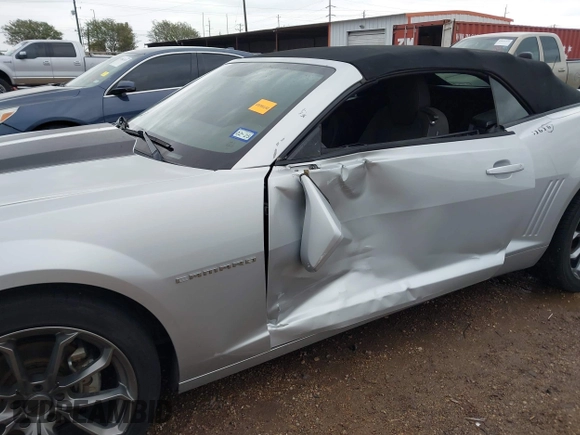 2011 Chevrolet Camaro 1LT with VIN 2G1FB3DD7B9169632, listed as a IAAI auction lot 41869902 with 169,619 mi miles and . Bid and sale history available at DreamBid. Image 6.