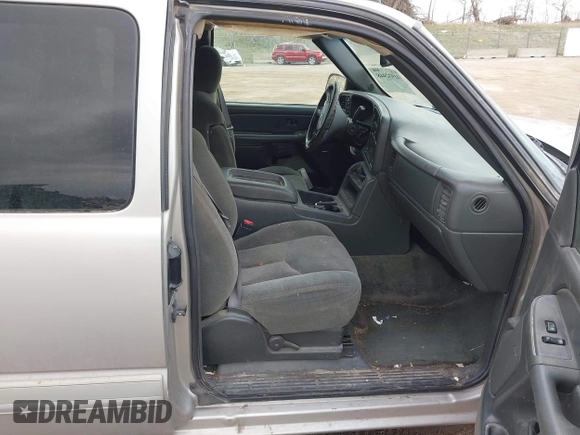 2004 Chevrolet Silverado 1500 Z71 with VIN 1GCEK19T54Z139397, listed as a IAAI auction lot 41932448 with 257,211 mi miles and . Bid and sale history available at DreamBid. Image 5.