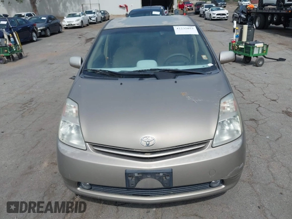 2004 Toyota Prius with VIN JTDKB20U640070142, listed as a IAAI auction lot 42235853 with 111,700 mi miles and . Bid and sale history available at DreamBid. Image 6.