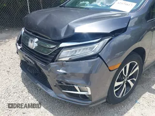2018 Honda Odyssey Elite with VIN 5FNRL6H95JB087952, listed as a IAAI auction lot 42579817 with 96,577 mi miles and . Bid and sale history available at DreamBid. Image 19.