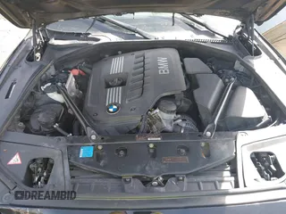 2011 BMW 5 Series 528i with VIN WBAFR1C59BC672733, listed as a IAAI auction lot 41777089 with 201,470 mi miles and . Bid and sale history available at carsss.com. Image 10.