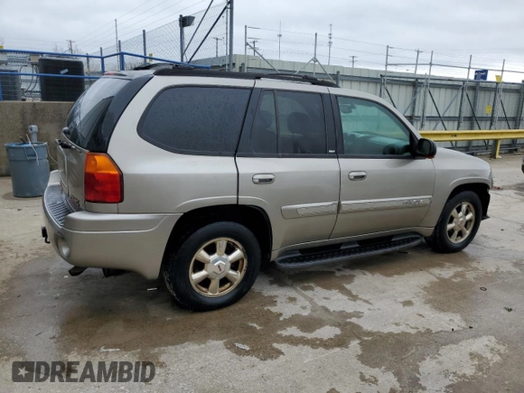 2002 GMC Envoy SLT with VIN 1GKDT13S122445936, listed as a Copart auction lot 44230555 with 203,640 mi miles and Non Repairable. Bid and sale history available at carsss.com. Image 3.