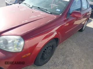 2008 Suzuki Forenza z VIN KL5JD56ZX8K849442, wystawiony jako IAAI lot #41323995 z przebiegiem 116 304 mil mil oraz . Historia ofert i sprzedaży dostępna na DreamBid. Obrazek 6.
