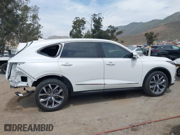 2022 Acura MDX w/Technology Package with VIN 5J8YD9H48NL009409, listed as a IAAI auction lot 42025333 with 21,889 mi miles. Bid and sale history available at carsss.com. Image 13.