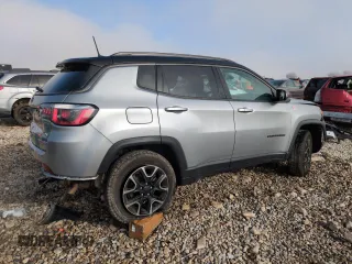 2020 Jeep Compass Trailhawk with VIN 3C4NJDDB1LT195653, listed as a Copart auction lot 82046974 with 119,007 mi miles and Salvage Title. Bid and sale history available at carsss.com. Image 3.