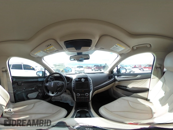 2018 Lincoln MKC Reserve with VIN 5LMTJ3DH4JUL19545, listed as a IAAI auction lot 41488381 with 38,215 mi miles and . Bid and sale history available at DreamBid. Image 20.
