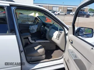 2008 Mercury Mariner с VIN 4M2CU81Z18KJ47144, выставлен на аукционе IAAI как лот 42307002 с пробегом 91 160 миль миль и . История ставок и продаж доступна на DreamBid. Изображение 5.