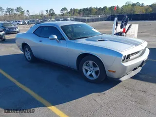 2010 Dodge Challenger SE with VIN 2B3CJ4DV2AH261717, listed as a IAAI auction lot 41903946 with 82,021 mi miles. Bid and sale history available at carsss.com. Image 1.