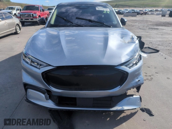 2022 Ford Mustang Mach-E Premium с VIN 3FMTK3SU9NMA43695, выставлен на аукционе Copart как лот 56775775 с пробегом 14 777 миль миль и Списание • Salvage title. История ставок и продаж доступна на DreamBid. Изображение 5.