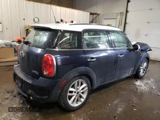 2012 MINI Countryman S with VIN WMWZC5C57CWM14796, listed as a Copart auction lot 43021345 with 178,183 mi miles and Salvage Title. Bid and sale history available at DreamBid. Image 3.