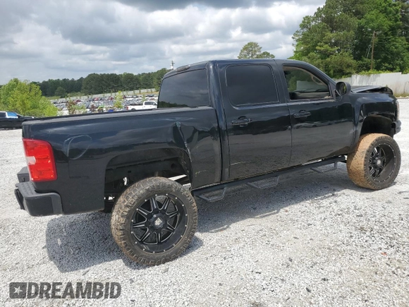 2013 Chevrolet Silverado 1500 LT with VIN 3GCPKSE76DG372440, listed as a Copart auction lot 52217035 with 180,629 mi miles and Clean Title. Bid and sale history available at DreamBid. Image 3.
