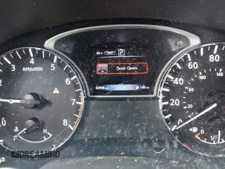 2017 Nissan Pathfinder SV with VIN 5N1DR2MM9HC627155, listed as a IAAI auction lot 41710942 with 60,906 mi miles. Bid and sale history available at carsss.com. Image 7.