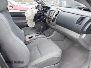 2006 Toyota Tacoma z VIN 5TELU42N76Z259191, wystawiony jako IAAI lot #41344389 z przebiegiem Nie podano mil oraz . Historia ofert i sprzedaży dostępna na DreamBid. Obrazek 5.