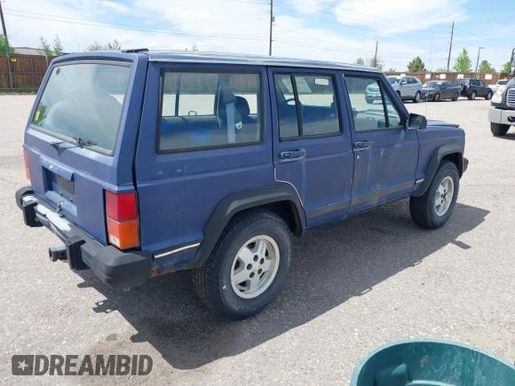1990 Jeep Cherokee with VIN 1J4FJ28L6LL101719, listed as a IAAI auction lot 42268252 with 228,937 mi miles and . Bid and sale history available at DreamBid. Image 4.
