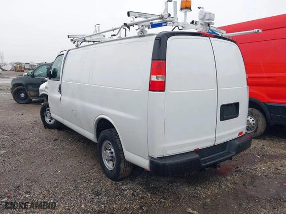 2016 Chevrolet Express Cargo Van with VIN 1GCWGAFF0G1133238, listed as a IAAI auction lot 41849374 with 151,611 mi miles. Bid and sale history available at carsss.com. Image 3.