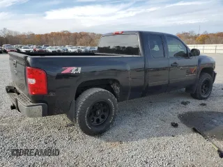 2008 Chevrolet Silverado 1500 1LT with VIN 2GCEK19J881308373, listed as a Copart auction lot 82866584 with Not Provided miles and Non Repairable. Bid and sale history available at DreamBid. Image 3.