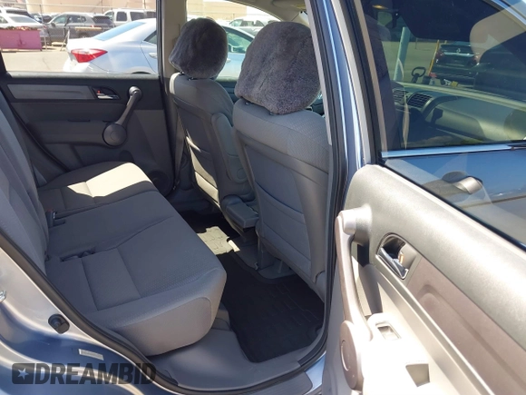 2008 Honda CR-V EX with VIN JHLRE48598C043507, listed as a IAAI auction lot 41752570 with 61,367 mi miles. Bid and sale history available at carsss.com. Image 8.