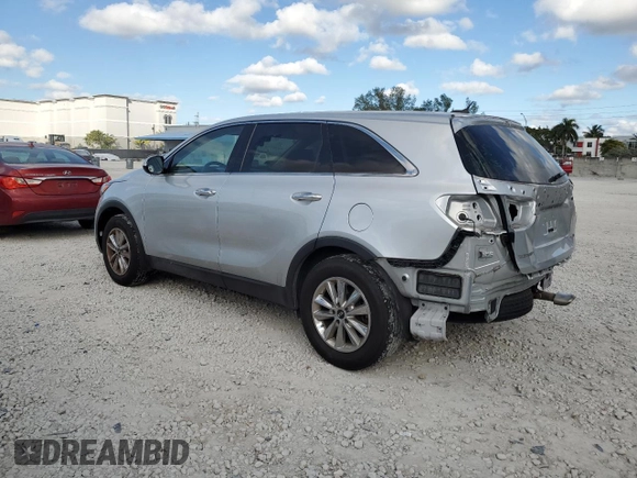 2020 Kia Sorento LX z VIN 5XYPG4A31LG633261, wystawiony jako Copart lot #82196714 z przebiegiem 214 220 mil mil oraz Szkoda całkowita • Salvage title. Historia ofert i sprzedaży dostępna na DreamBid. Obrazek 2.