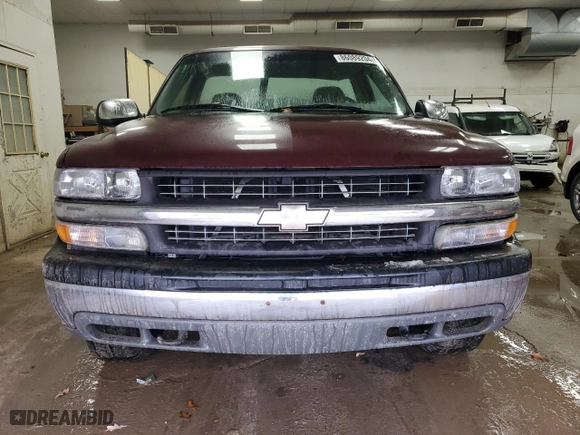 2000 Chevrolet Silverado 1500 with VIN 1GCEK14V6YZ295415, listed as a Copart auction lot 86089204 with 174,952 mi miles and Clean Title. Bid and sale history available at carsss.com. Image 5.
